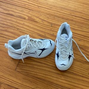 Nike Air Monarch vintage